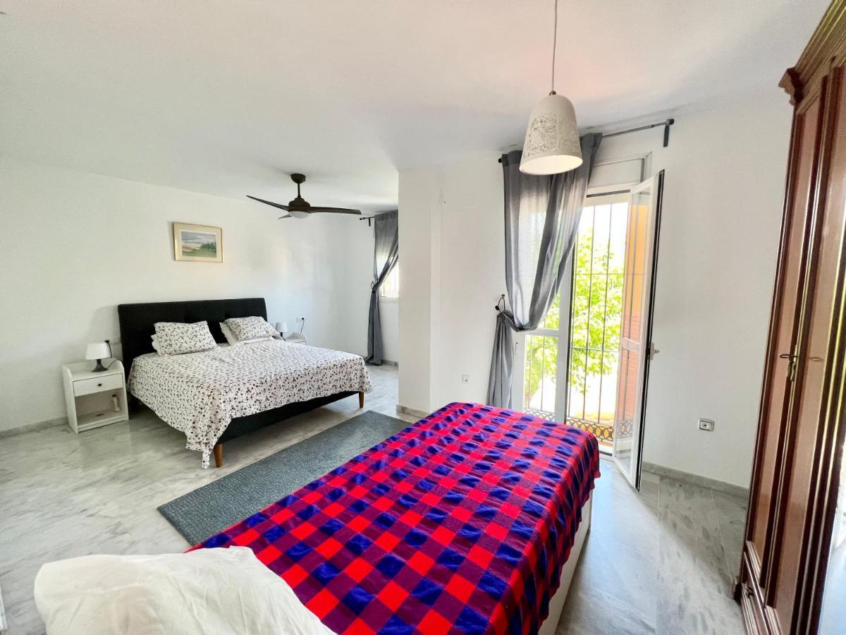 La Casa Del Oro Villa Bormujos Eksteriør billede