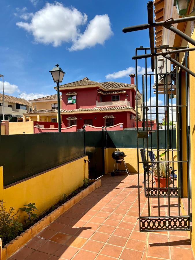 La Casa Del Oro Villa Bormujos Eksteriør billede